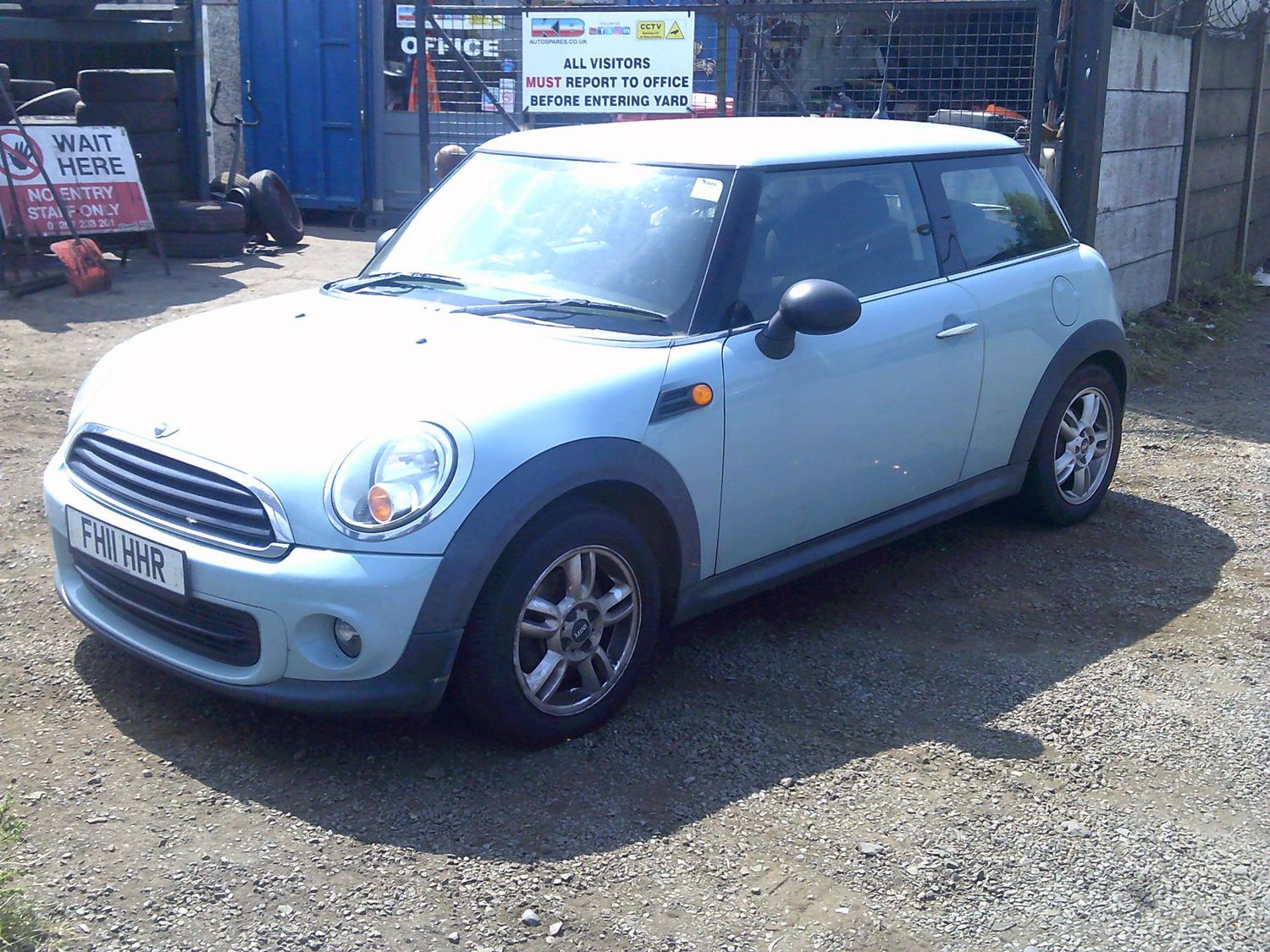 mini one 2011 1.6 p breaking for spares..click for info