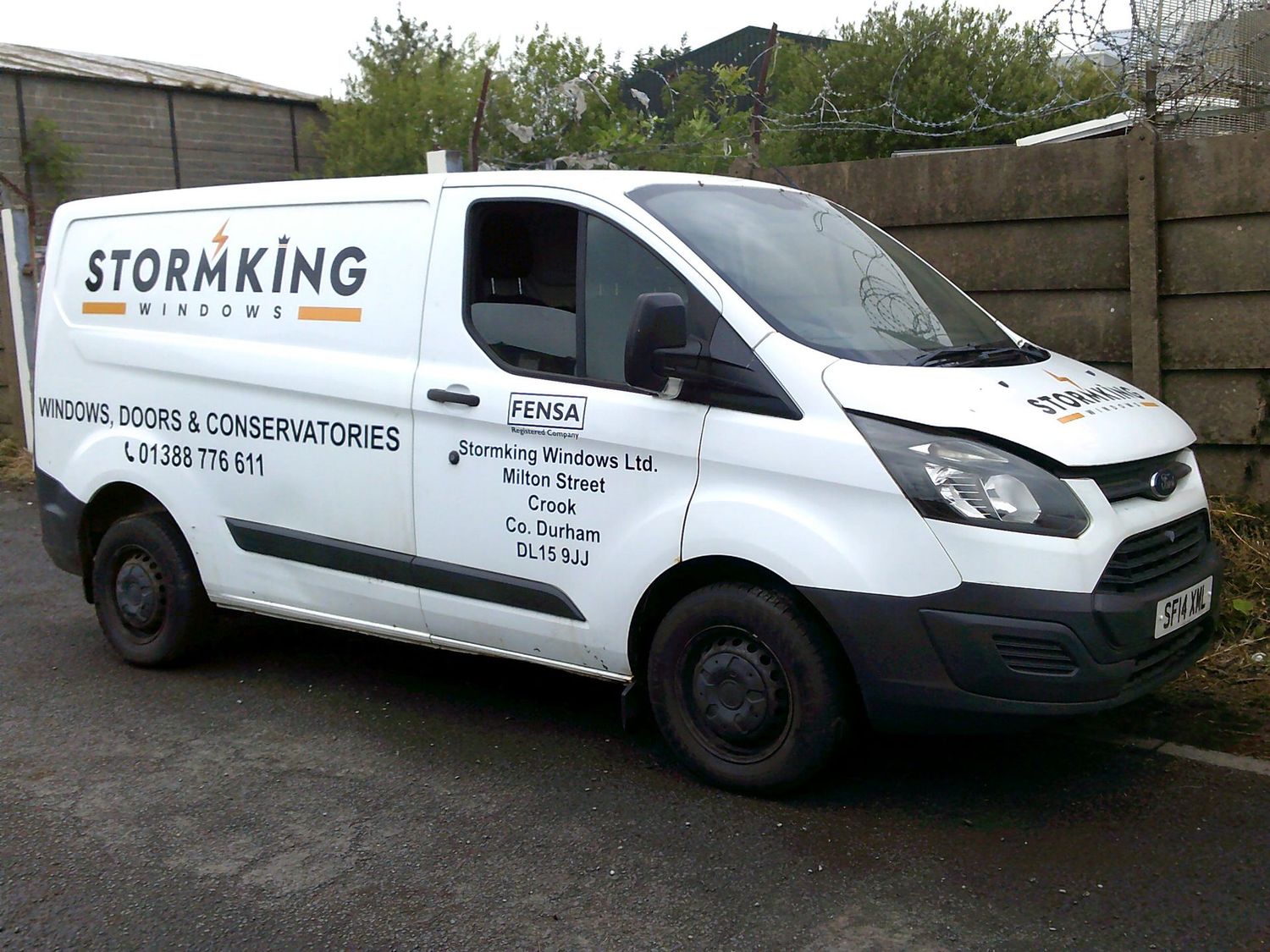 ford transit custom 2014 2.2 tdci breaking for spares..click for info