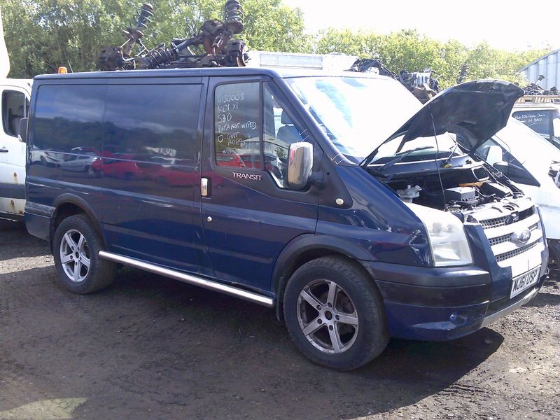 ford transit 2011 2.2 tdci breaking for spares..click for info