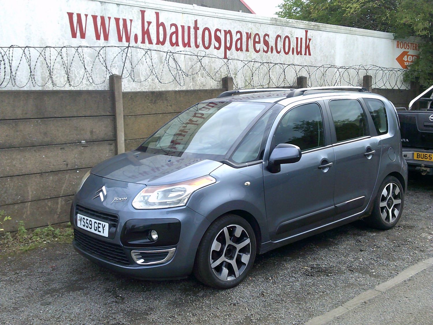 citroen c3 picasso 2010 1.6 hdi breaking for spares..click for info