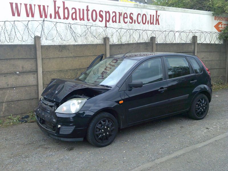 ford fiesta 2008 1.25 p breaking for spares..click for info