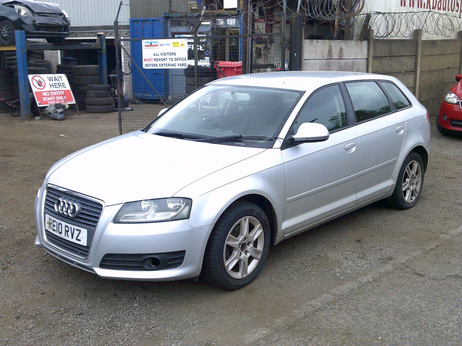 audi a3 2010 1.6 tdi breaking for spares..click for info