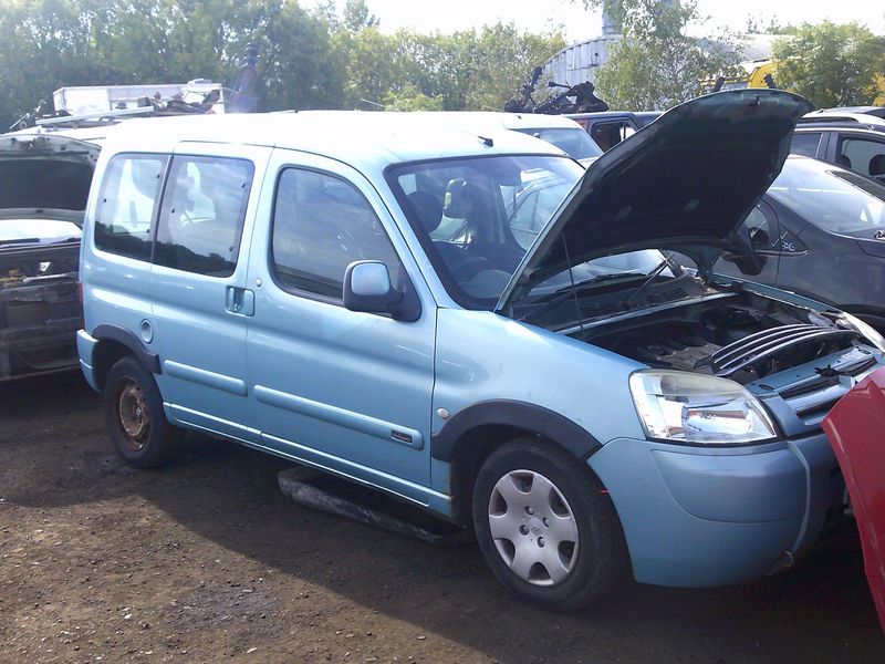 citroen berlingo mpv 2005 1.9 d breaking for spares..click for info