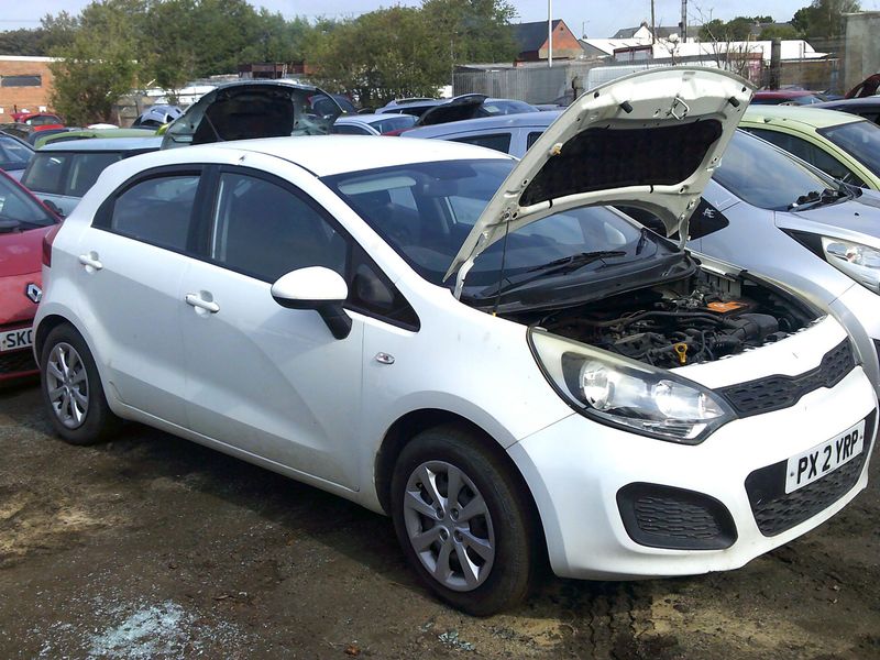 kia rio 2012 1.2 p breaking for spares..click for info kia rio 2012 1.2 p breaking for spares..click for info