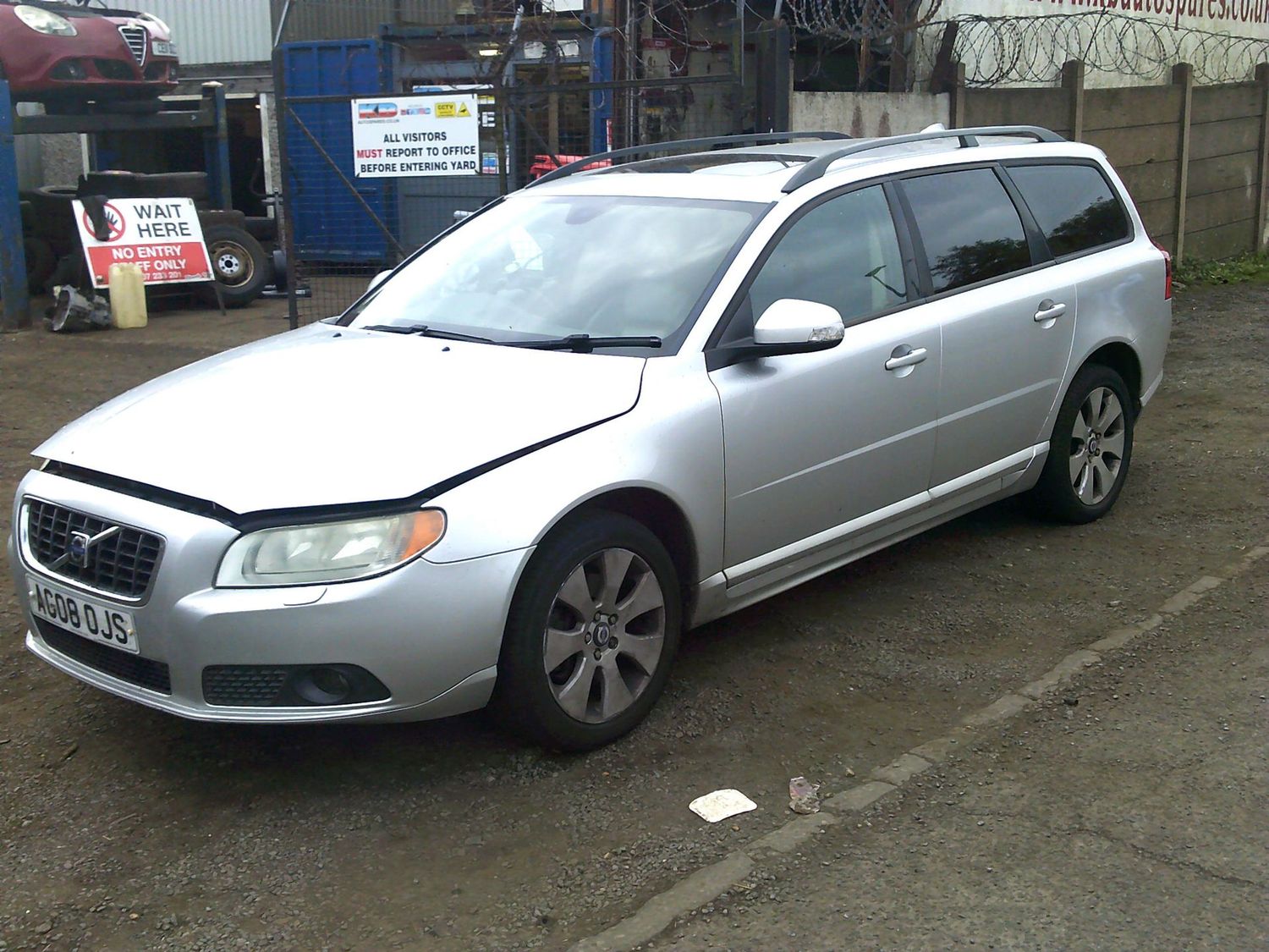 volvo v70 2008 2.4 td breaking for spares..click for info volvo v70 2008 2.4 td breaking for spares..click for info