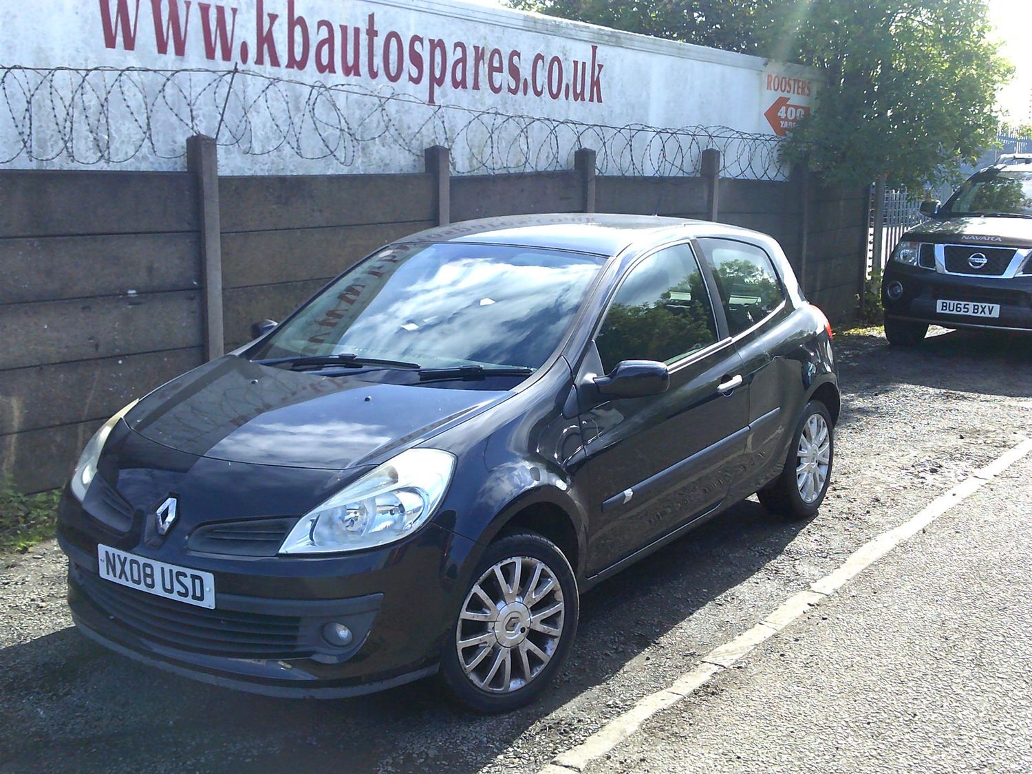 renault clio 2009 1.2 p breaking for spares..click for info