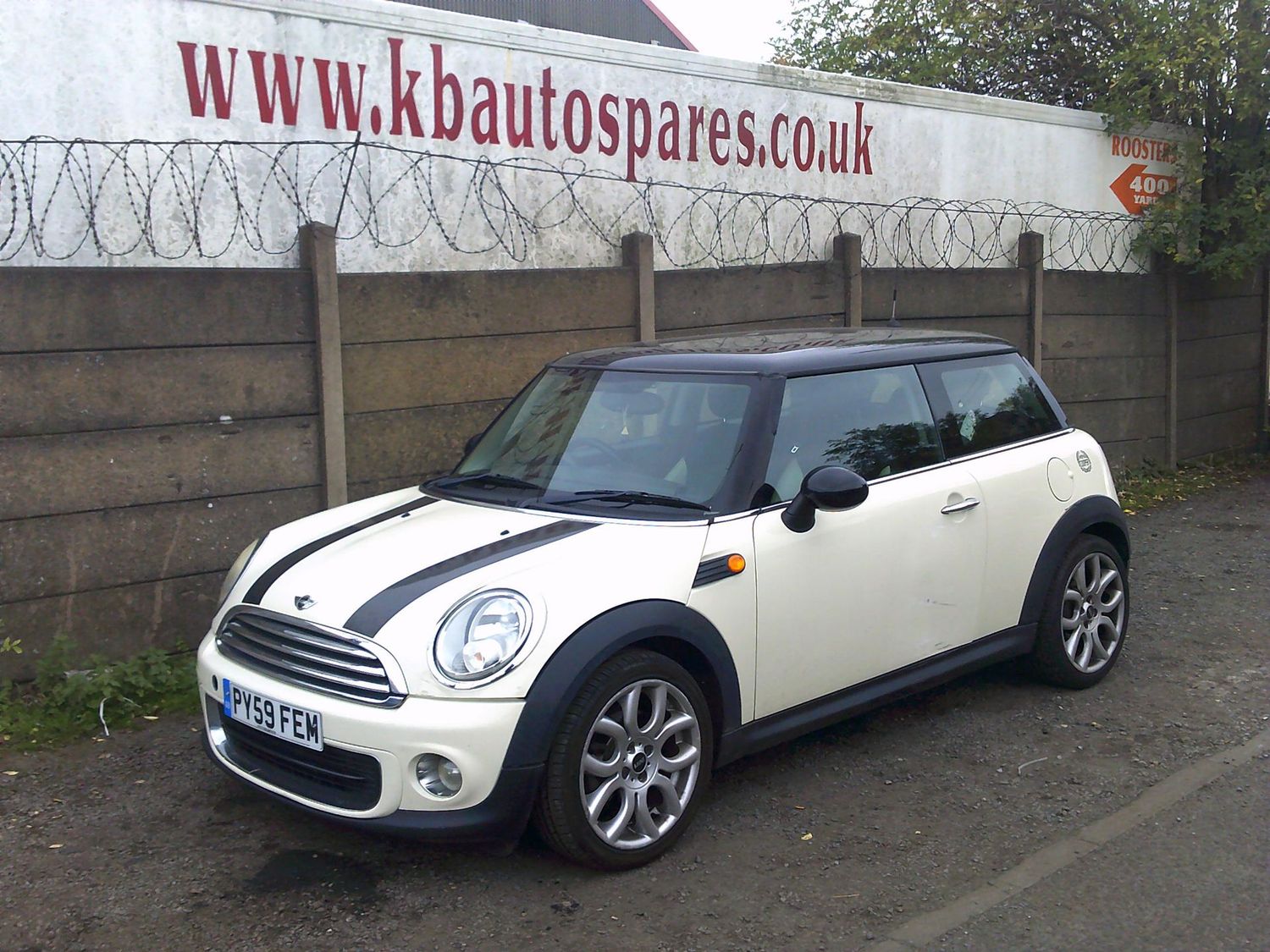mini cooper 2009 1.6 p breaking for spares..click for info mini cooper 2009 1.6 p breaking for spares..click for info