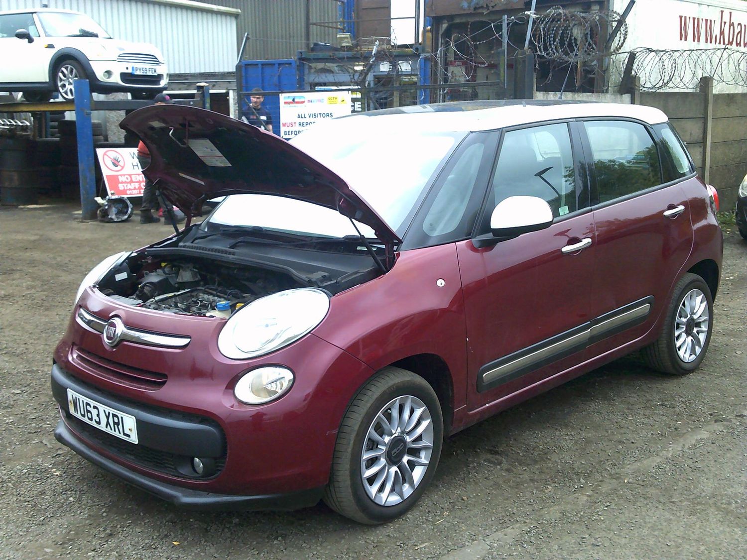 fiat 500L 2014 1.6 jtd breaking for spares..click for info fiat 500L 2014 1.6 jtd breaking for spares..click for info