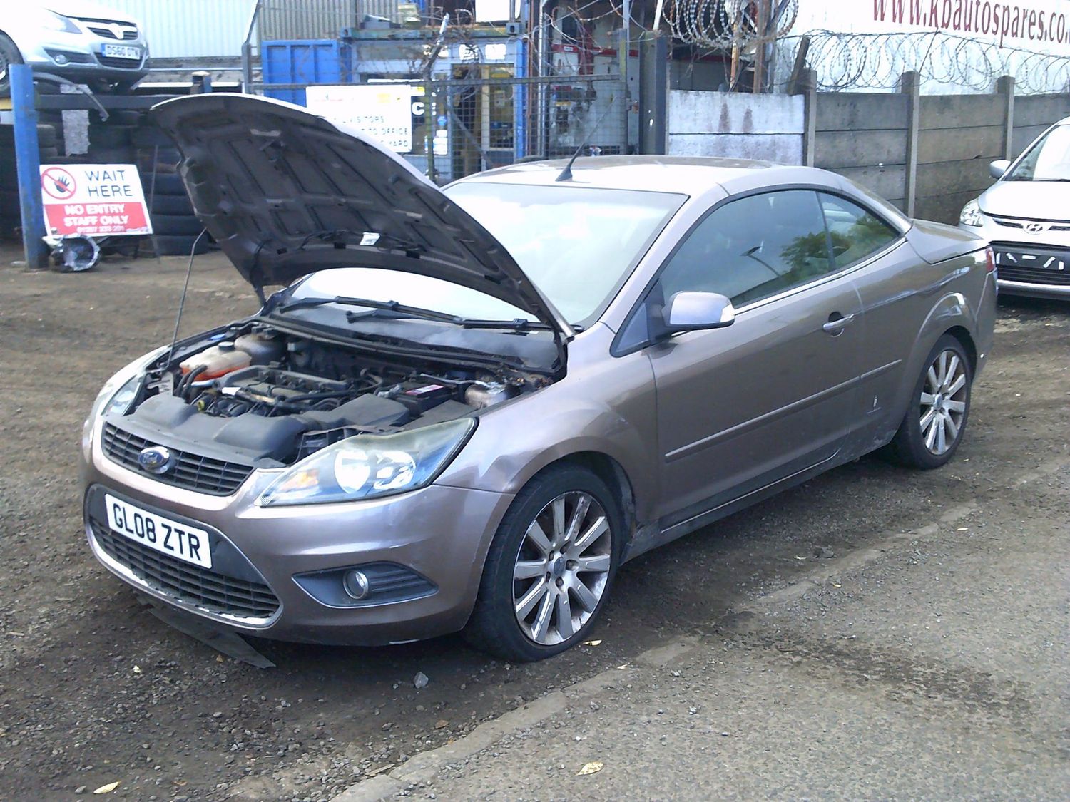 ford focus cc 2008 2.0 p breaking for spares..click for info ford focus cc 2008 2.0 p breaking for spares..click for info