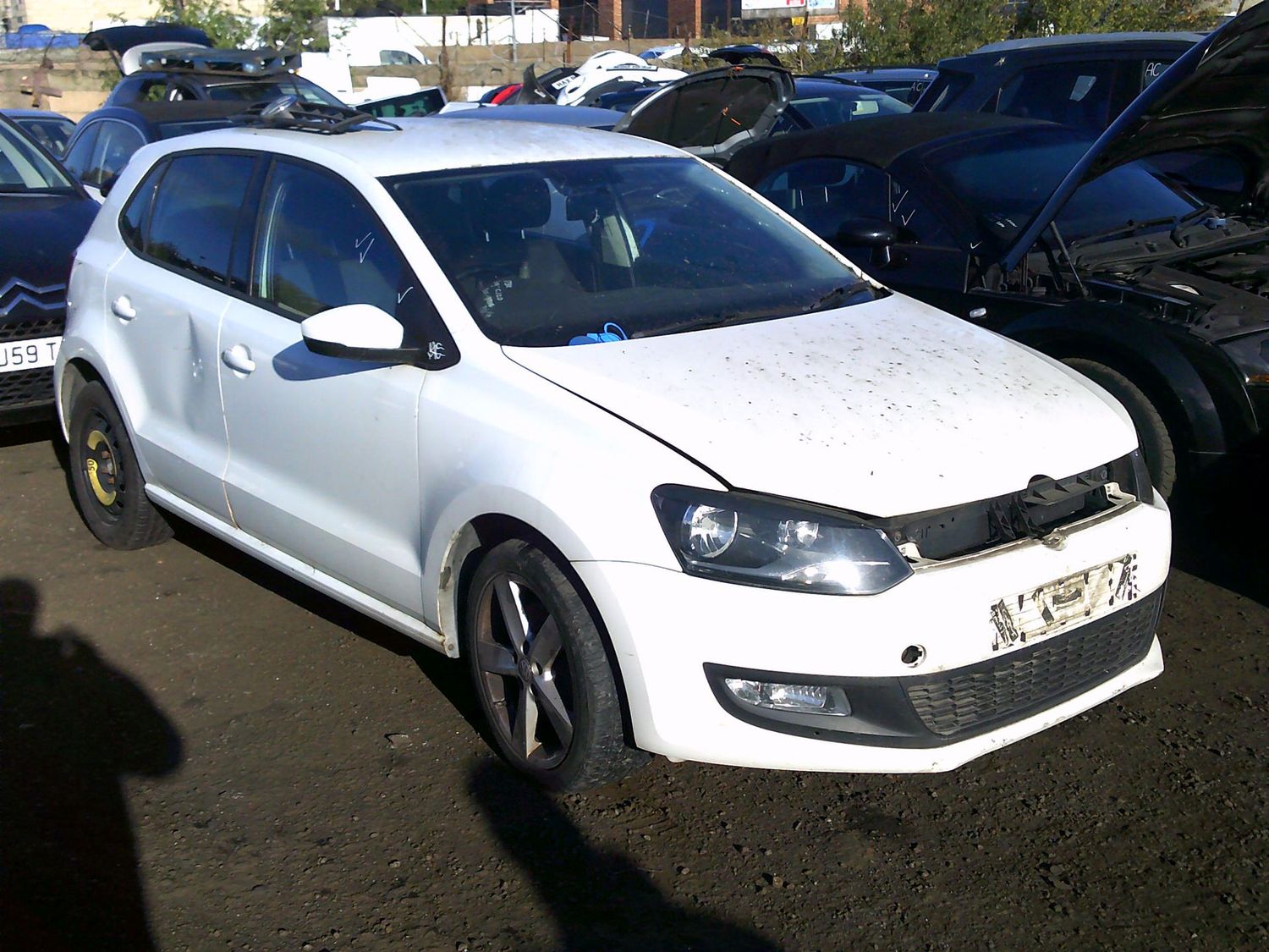 volkswagen polo 2013 1.2 tsi breaking for spares..click for info