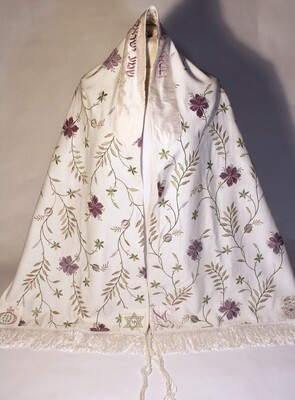 Embroidered/appliquéd linen blend tallit