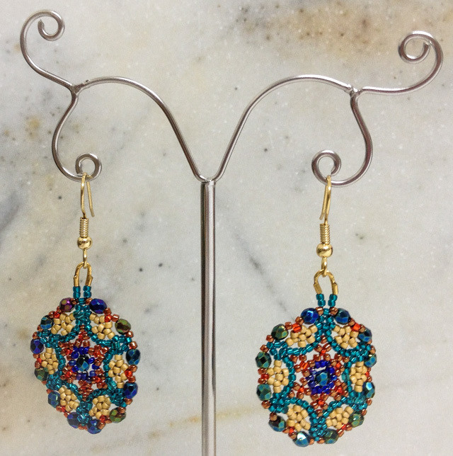 Mini mandala beaded earrings &quot;Valerie&quot;