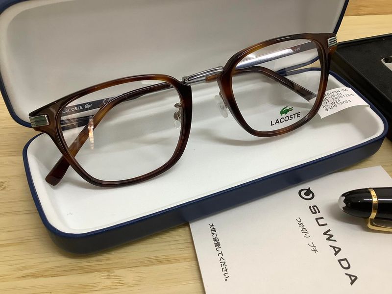 LACOSTE