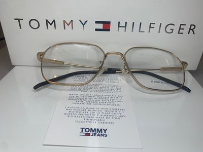 Tommy Hilfiger