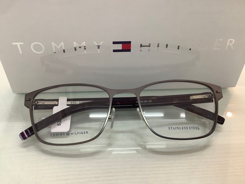 Tommy Hilfiger