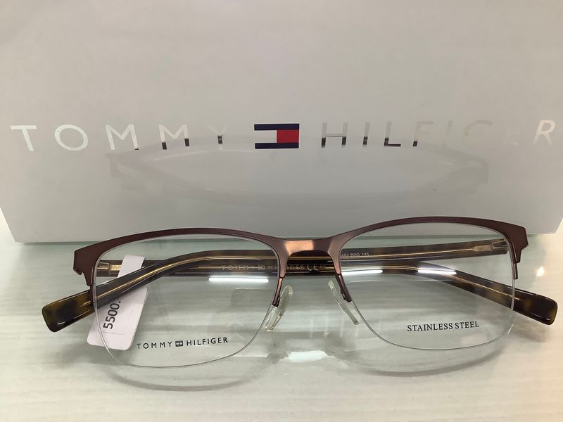 Tommy Hilfiger