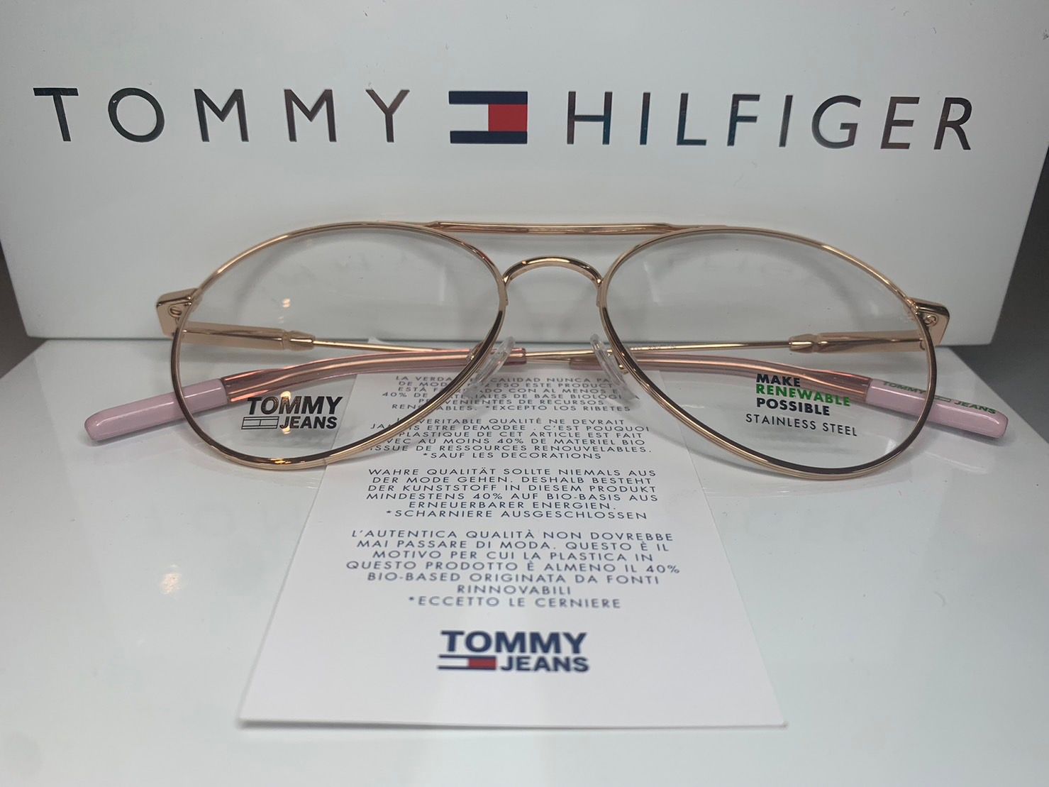 Tommy Hilfiger