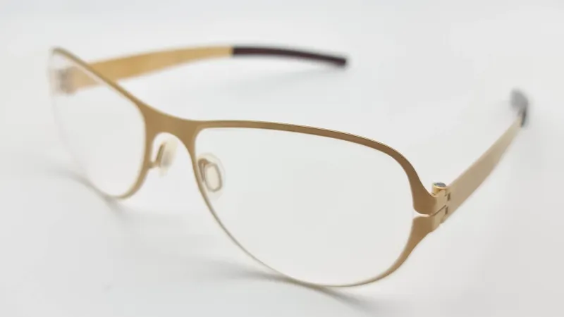 กรอบแว่นเยอรมัน Radiowerk, German made, Marlow I 97.7 MHz