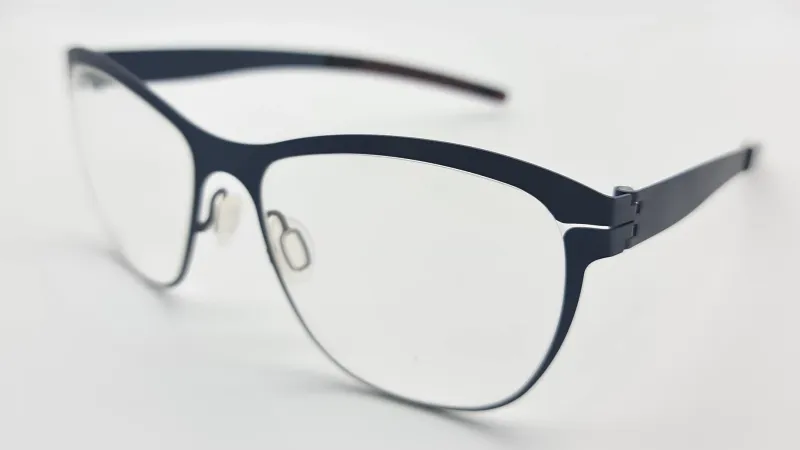 กรอบแว่นเยอรมัน Radiowerk,German made, Dequede I 96.9 MHz