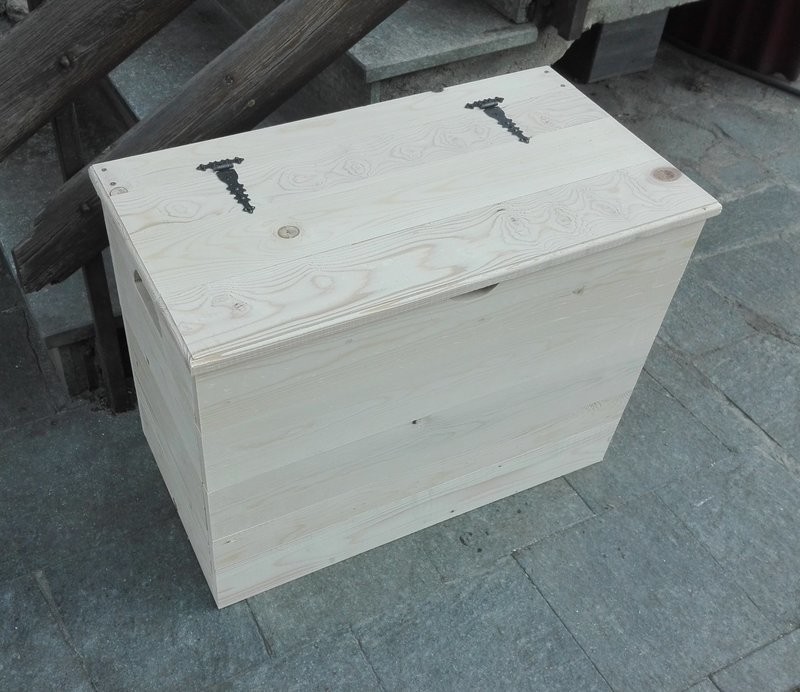 Baule Cassapanca da interni in Legno di Abete L90 X P40 X H56 non trattato, Accessori opzionali: Ruote, Pistoni Apertura, Gancio + Lucchetto