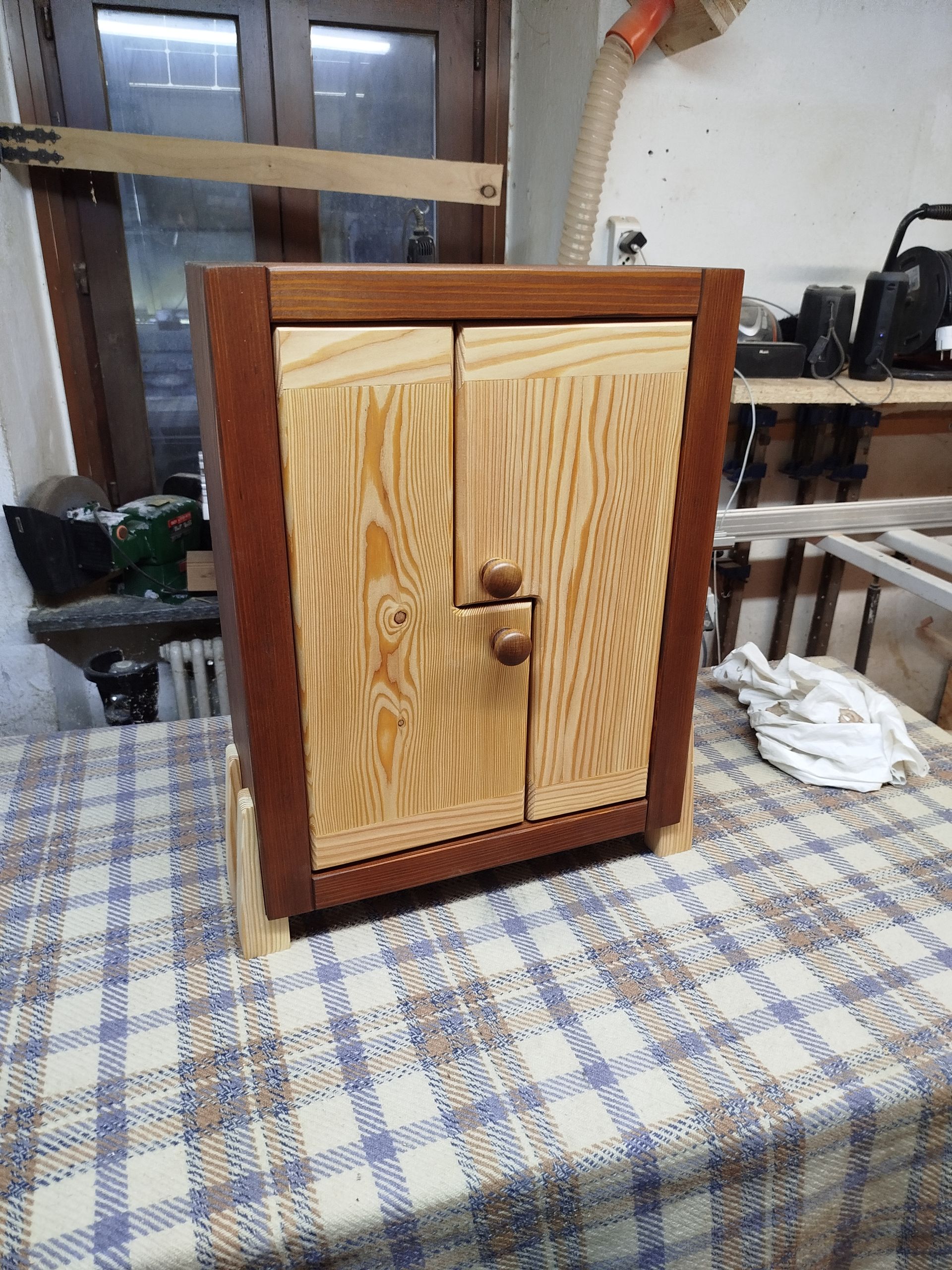 Porta chiavi in larice