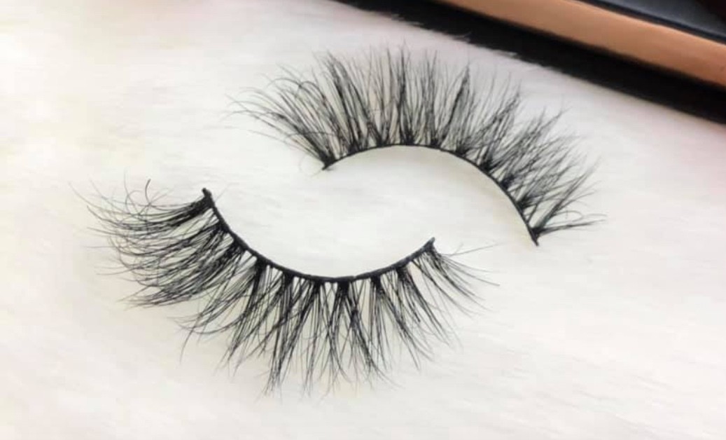 B~Dazzled Lashes