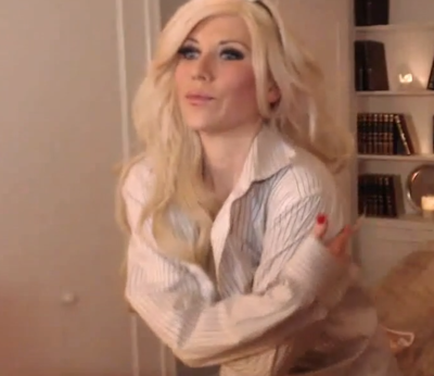 Clothes Wearing Service
