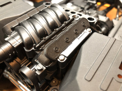 Axial SCX-10 III: Servo Valve Cover For Stock Engine Cover