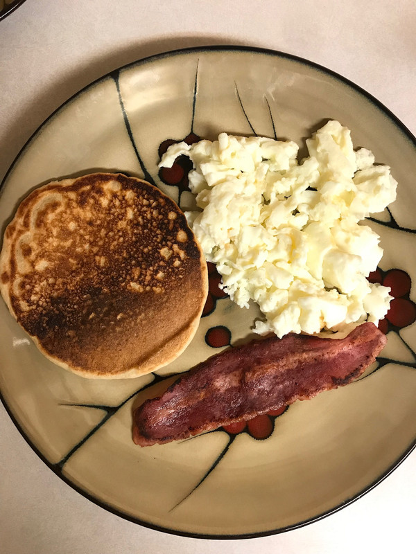 Protein pancake, egg whites, turkey bacon
