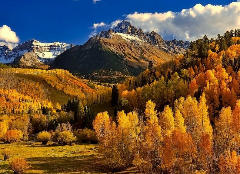 Starz Puzzles "October Mountain View"