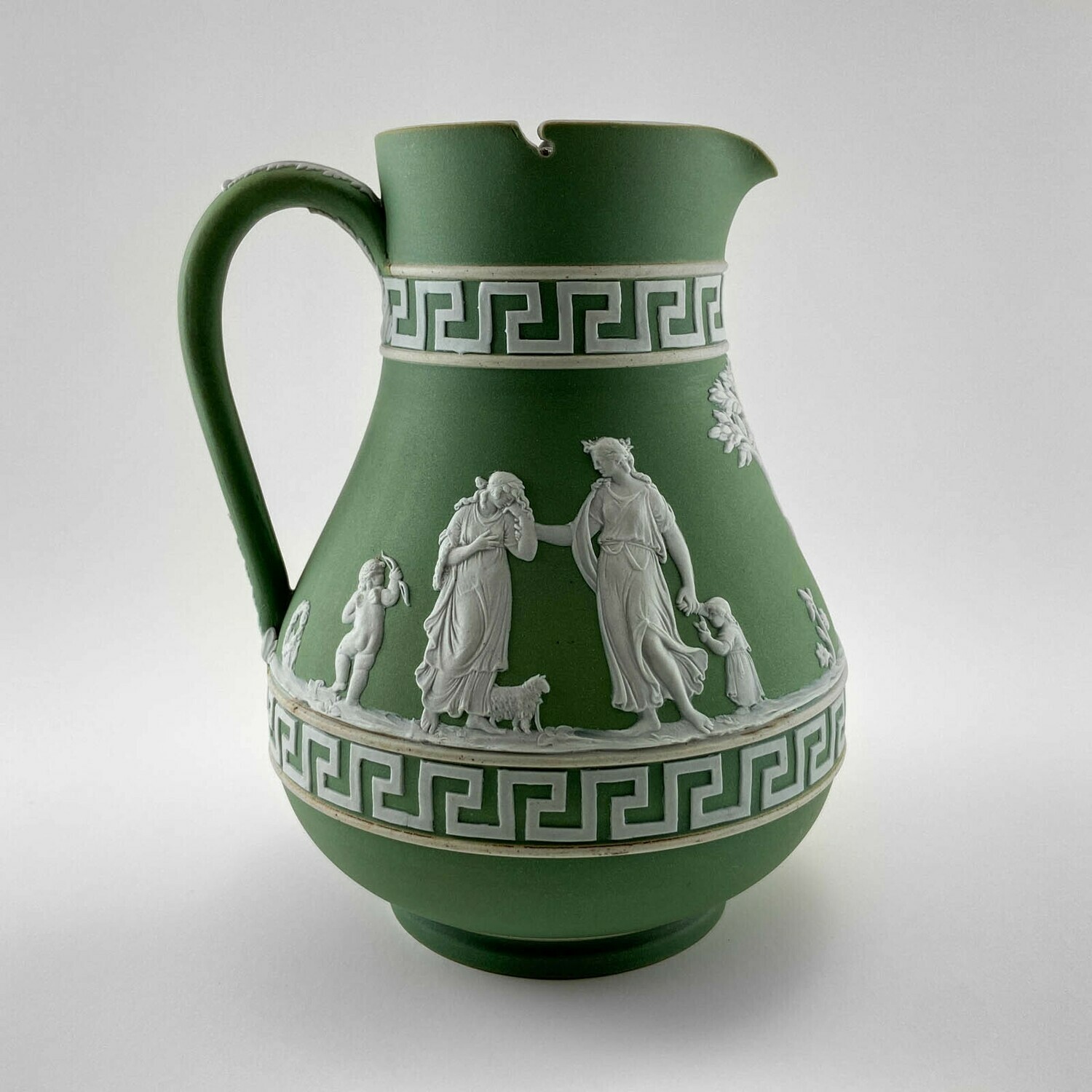 Кувшин Wedgwood "Меандр"