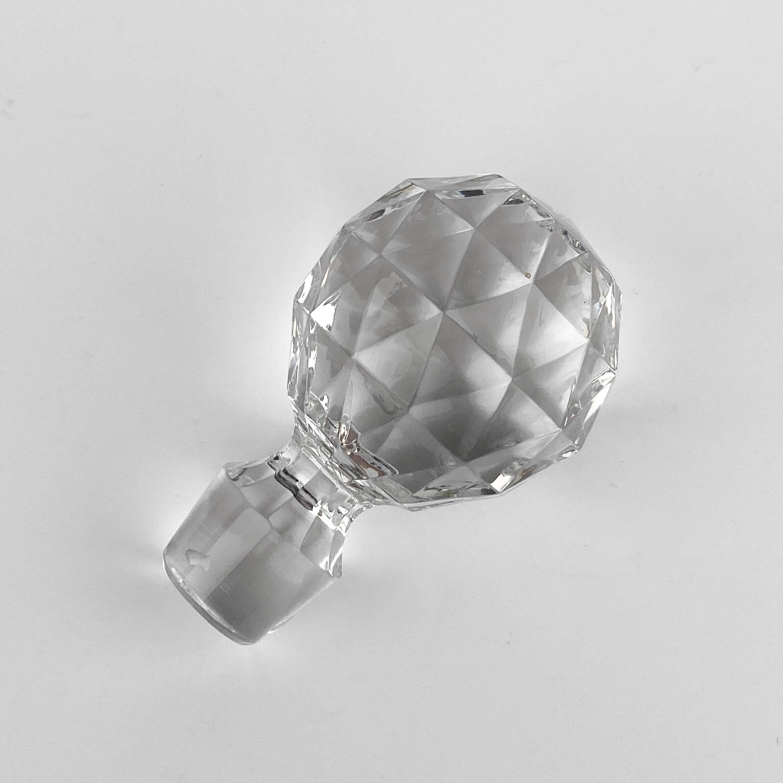 конфетница хрусталь серебро 875 проба. гусь-хрустальный стекольный завод клеймо. гусевский хрусталь клеймо. клеймо baccarat по годам. клеймо baccarat.