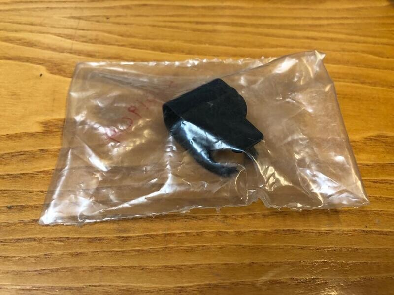 RADI 54019LA THERMOSTAT FIXING CLIP
