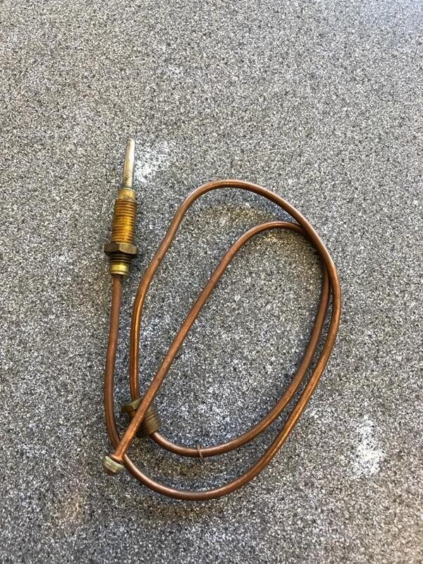 0507479 - Thermocouple C/W Nut Valor Gas Fire