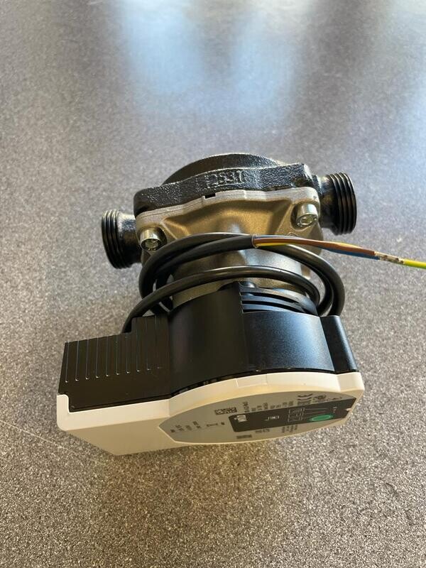 PARA15/8-75/SC-12  -Wilo PARA 15/8-75/SC-12 Pump ( HIU unit ) 1'' connection