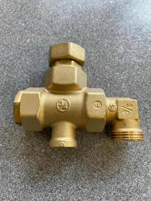 P556Y016 - Heating Sys AAV T-Piece - Giacomini