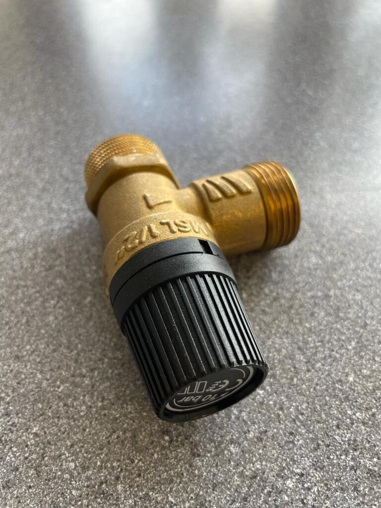 18123110S - Safety valve MOQ 1/2" 10 bar Male/Male