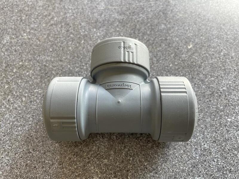 HD10/22 - 22mm Equal Tee - Hep2O