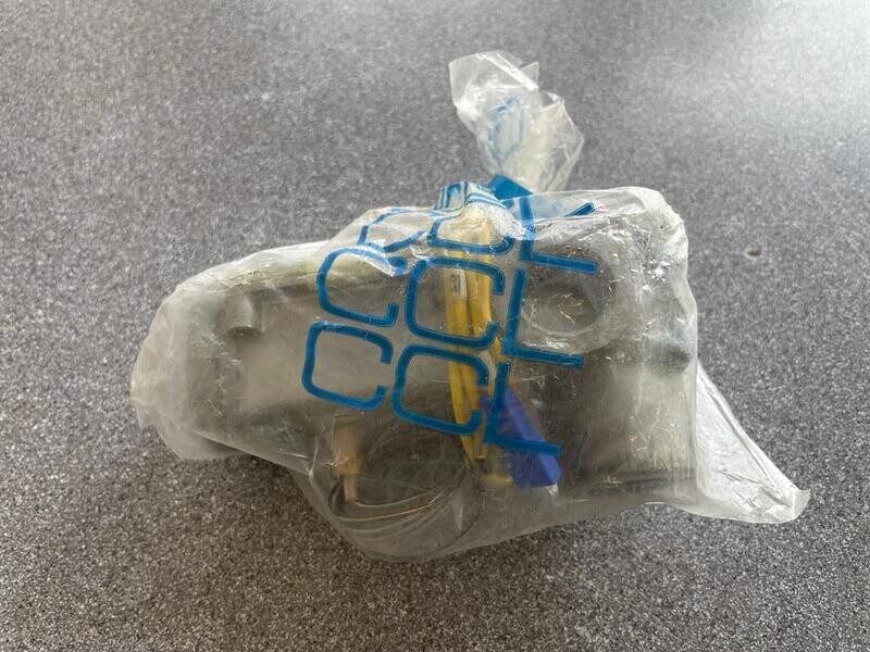 404452 - MERCURY VAPOUR VALVE