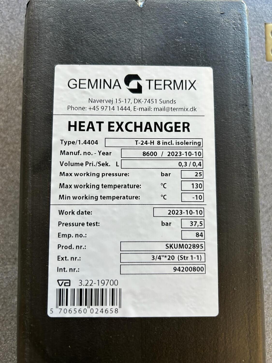 94200800 - T-24-H 8  3/4" Heat Exchanger with Insulation