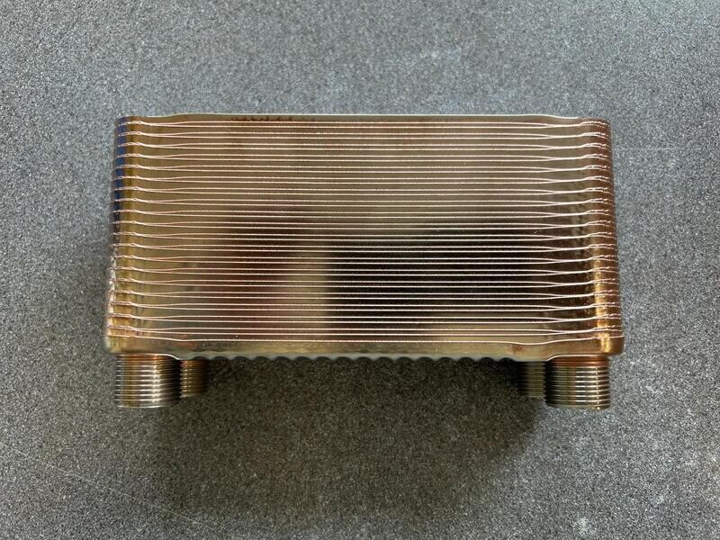 EVI_00420 - 40 Plate H/e DHW - Evinox