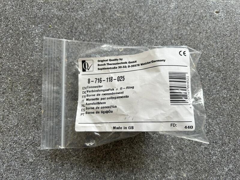 8716118025 - CONNECTOR - Wocester