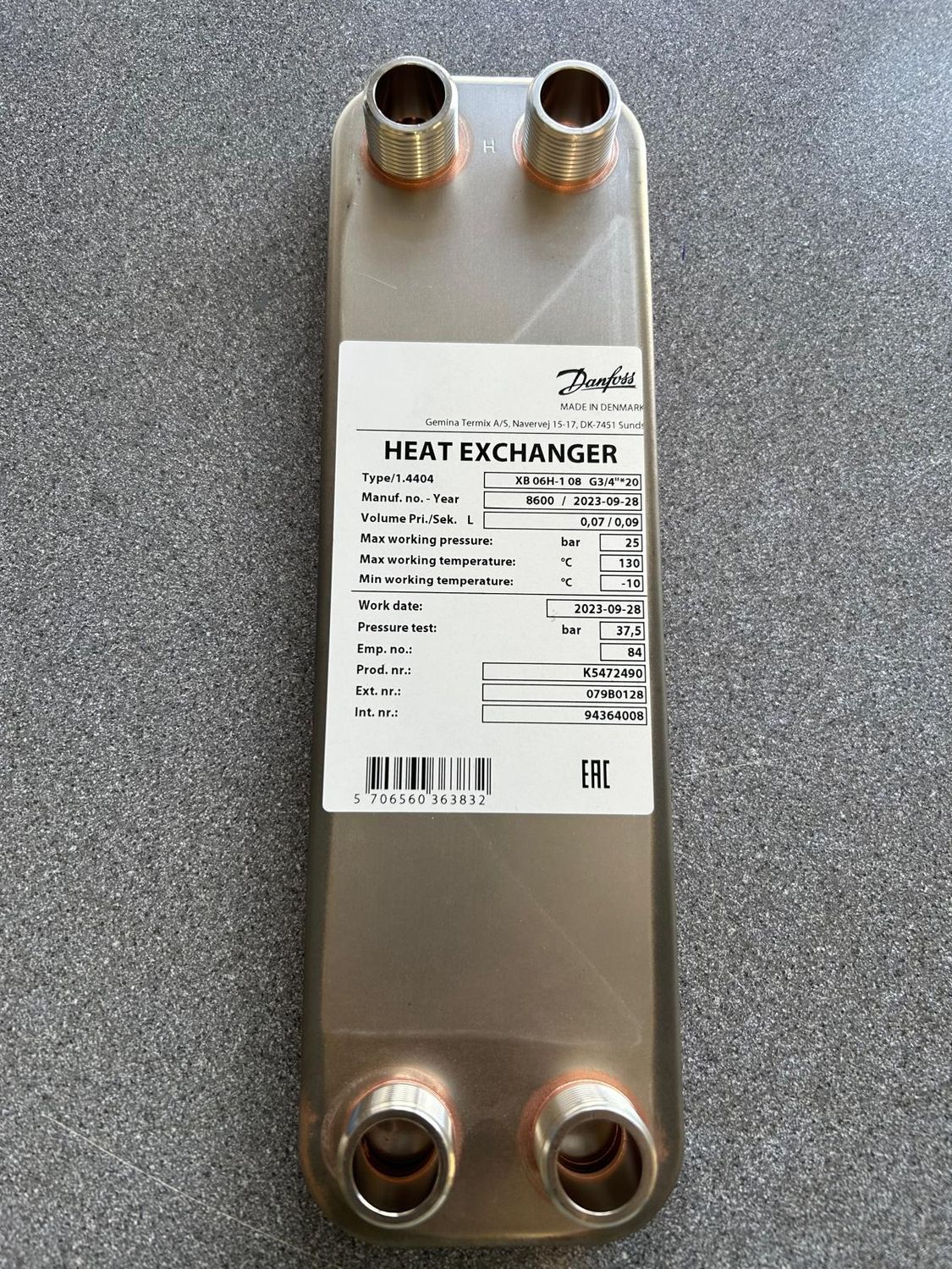 94364008 - XB 06H-1 8 3/4"  Heat Exchanger