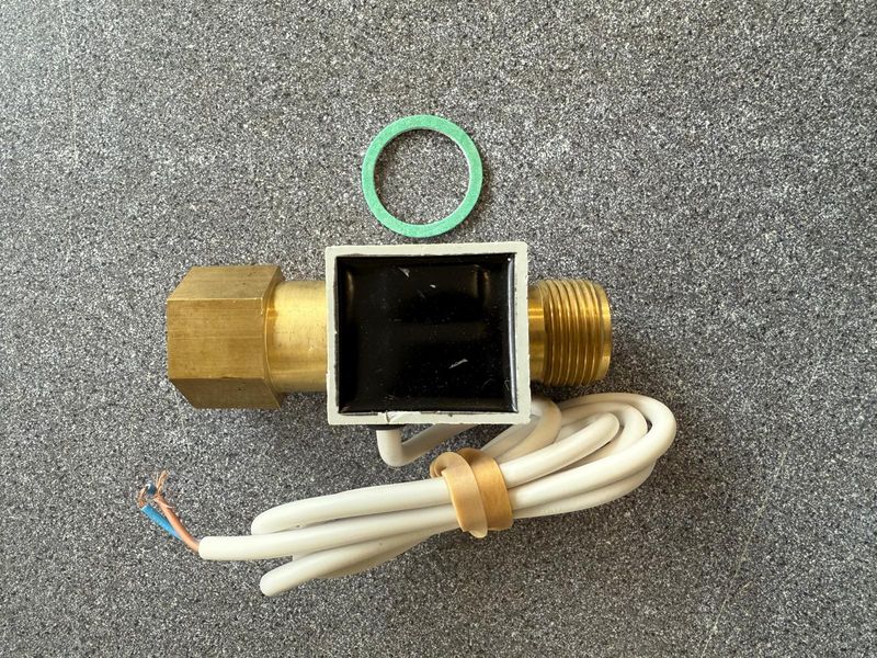 0906214 - Flow Switch FS-07 - Switch2