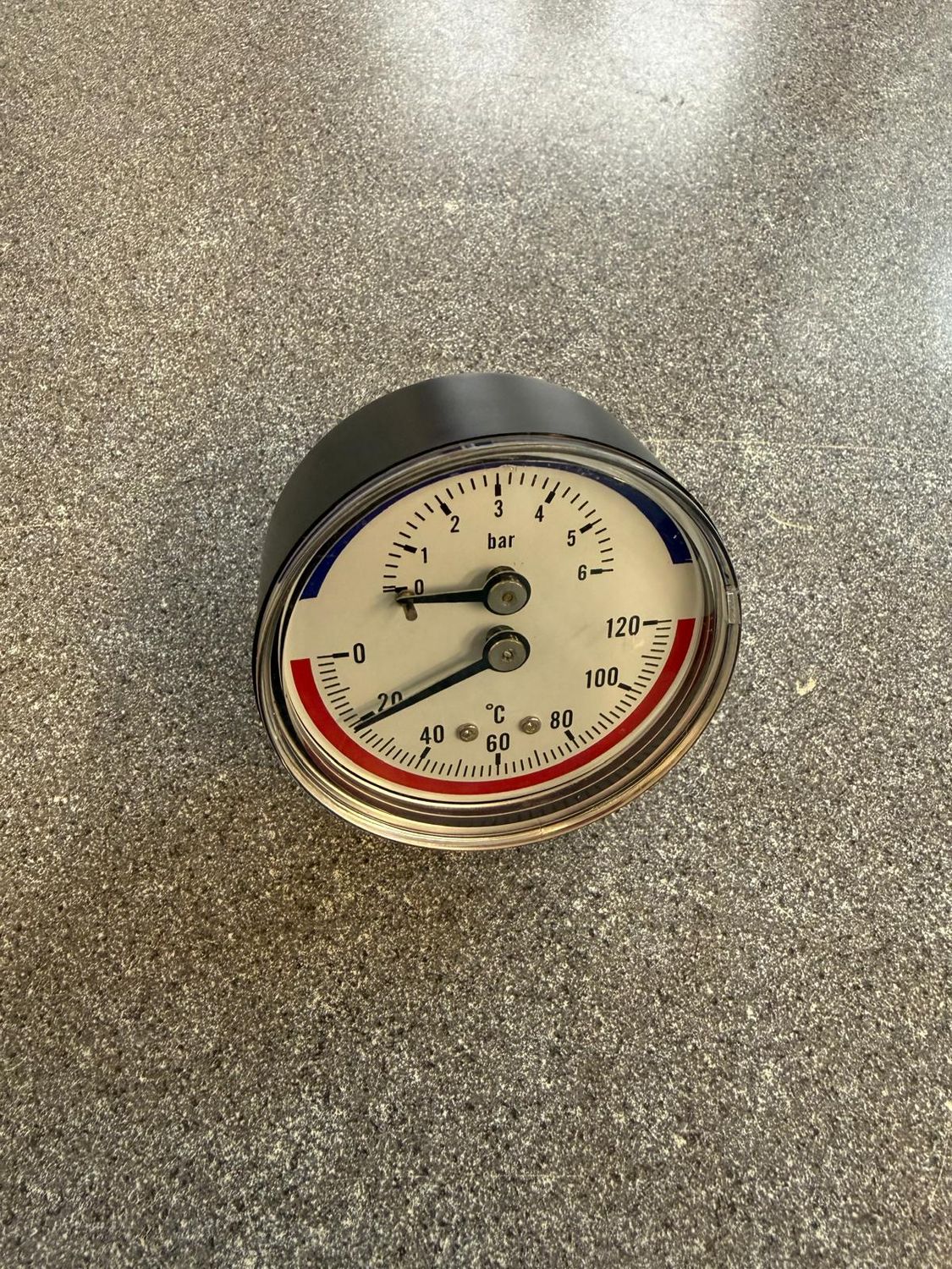 STVSN0152 - Temperature / Pressure Gauge (0 - 120°C / 0 - 6bar)