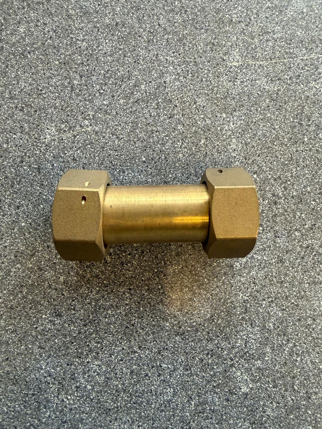 22285906 - 3/4" Female to Female Union - 51mm long