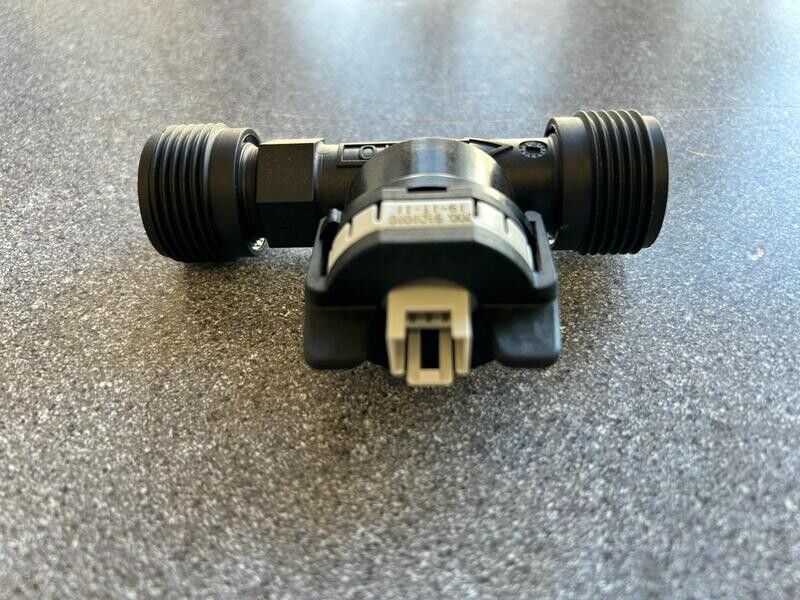 EVI_00491 - Flow Sensor Huba Modusat DN10 - Evinox
