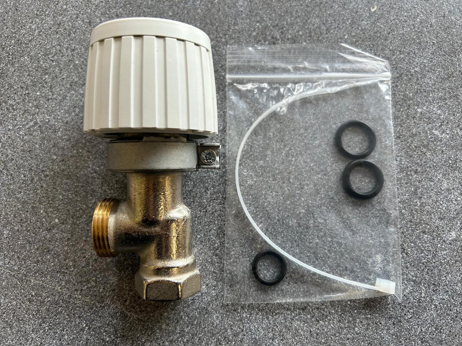 8716118133 - VALVE BYPASS 10BAR - Wocester
