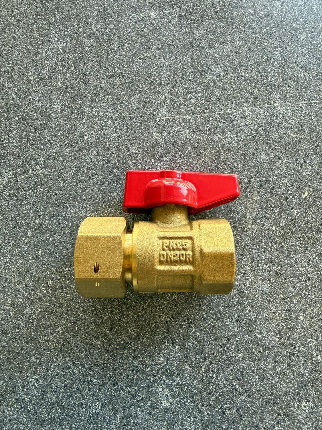 ME-61801.2 - Iso. valve - Flamco