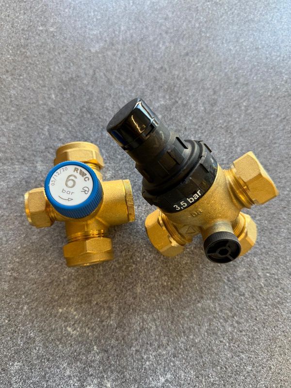 524277 - NIBE Cold Water Inlet + Pressure Reducing Valve